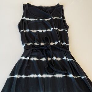 KENSIE Maxi Black and White Tie-dye Maxi Dress S 56 inches long